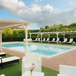Casale Serena Hotel